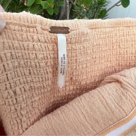 Free People Tavia Maxi dress in excellent condition Large Peach color smoke free - Picture 5 of 5